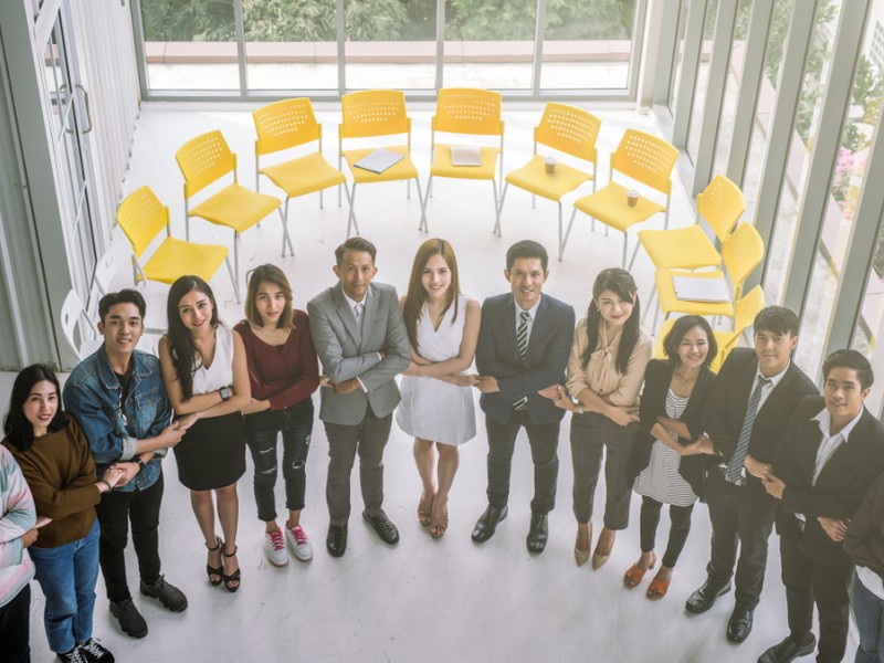 Hình ảnh biểu tượng bảo mật dữ liệu, hỗ trợ khách hàng 24/7 và chơi game có trách nhiệm tại 33win.